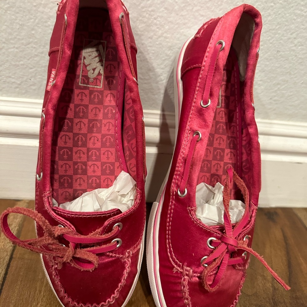 Vans - Picture 4 of 9